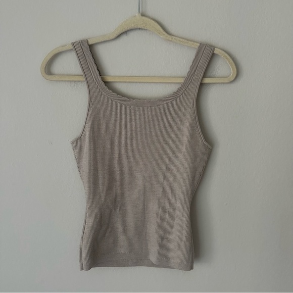& OTHER STORIES Scalloped Knit Wool Button Tank Top Tan XS - Picture 9 of 10